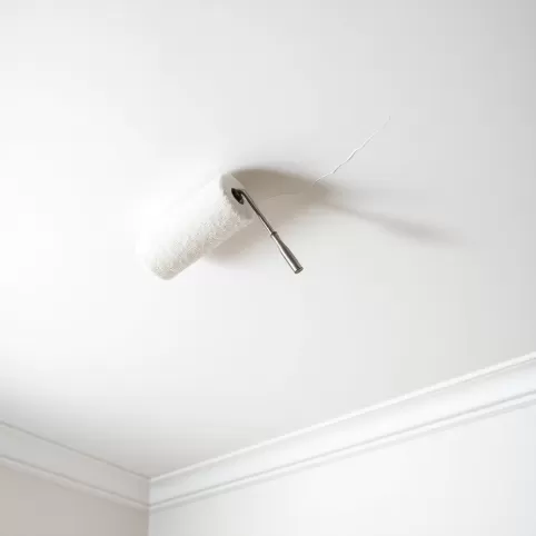 Jak malować sufit żeby nie było pasów